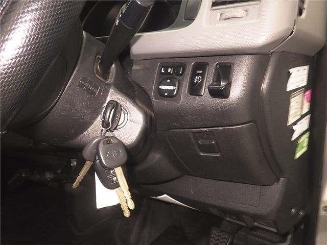 Toyota HIACE VAN 2013 8272292-8