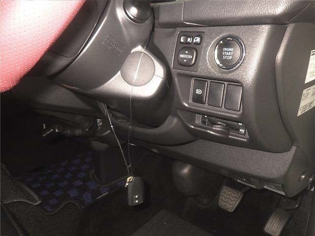 Toyota HIACE VAN 2019 8272293-8