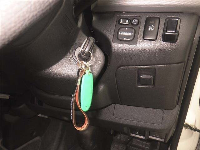 Toyota HIACE VAN 2013 8272294-8