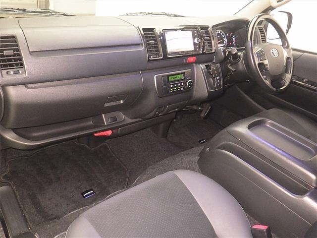 Toyota HIACE VAN 2015 8272295-4