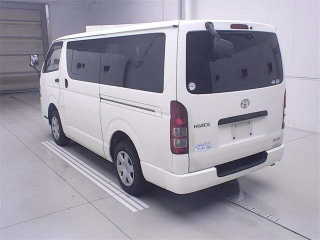 Toyota HIACE VAN 2016 8272296-1