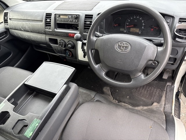 Toyota HIACE VAN 2015 8272297-4