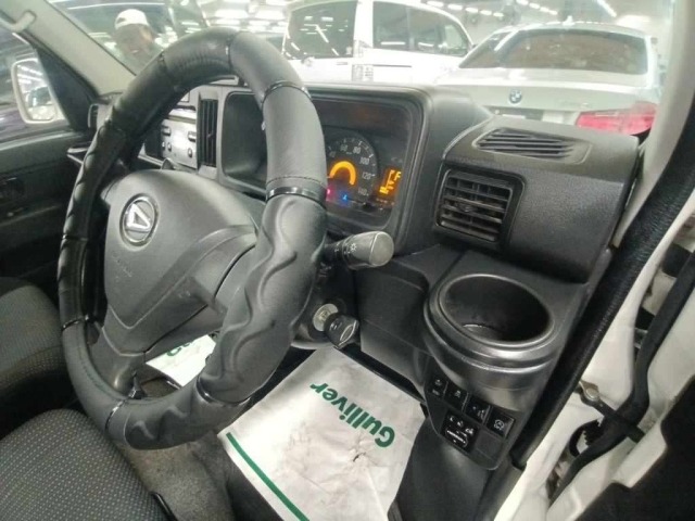 Daihatsu HIJET VAN 2018 8272178-9