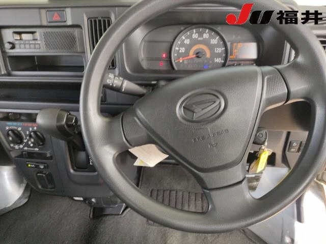 Daihatsu HIJET VAN 2019 8272182-4