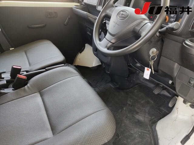 Daihatsu HIJET VAN 2020 8272183-3