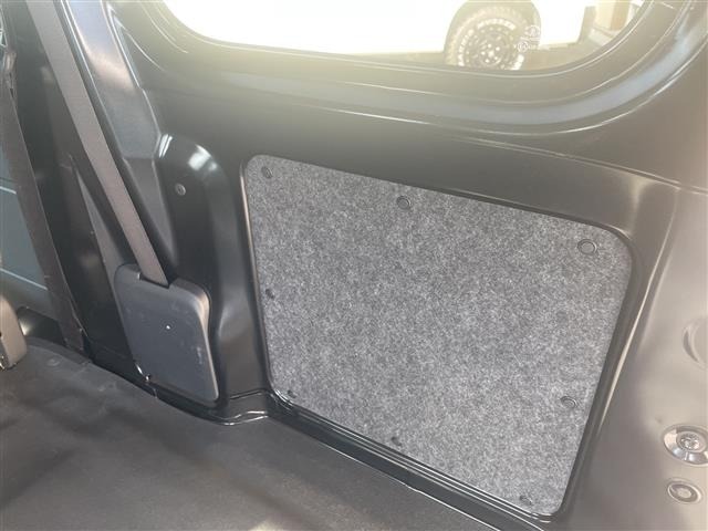 Daihatsu HIJET VAN 2025 8272186-9
