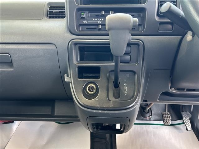 Daihatsu HIJET VAN 2011 8272190-11