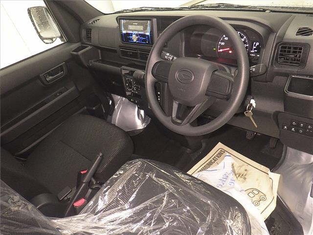 Daihatsu HIJET VAN 2025 8272200-3