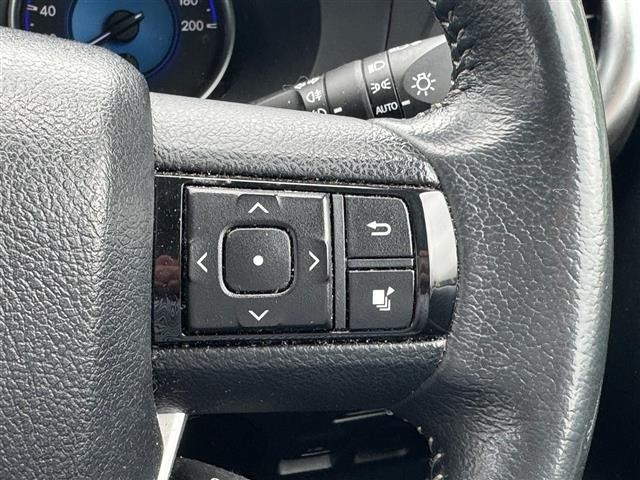 Toyota HILUX 2017 8269166-2