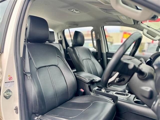 Toyota HILUX 2017 8269166-9