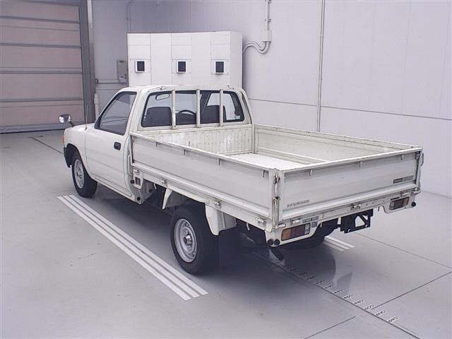 Toyota HILUX 1995 8269186-1