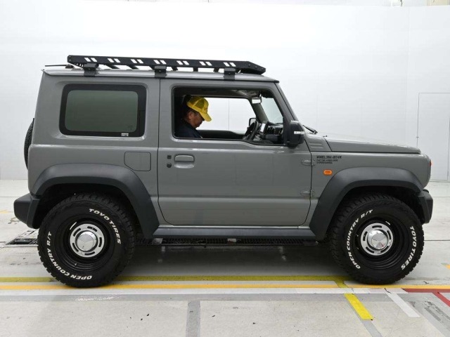 Suzuki JIMNY SIERRA 2022 8272209-3