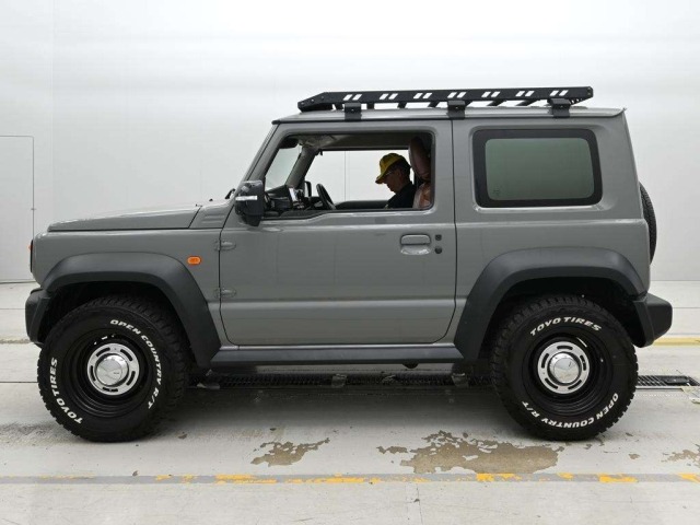 Suzuki JIMNY SIERRA 2022 8272209-4