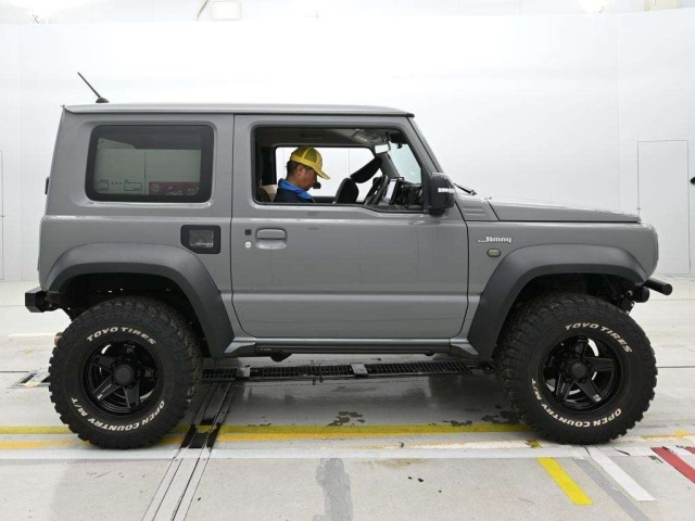 Suzuki JIMNY SIERRA 2023 8272210-3