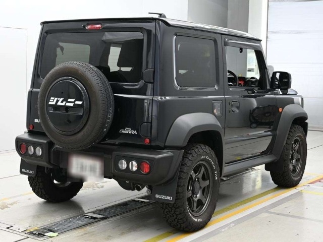 Suzuki JIMNY SIERRA 2023 8272211-1