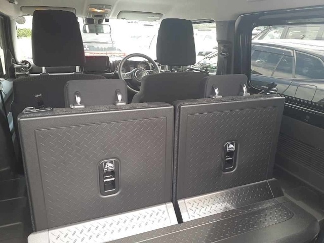 Suzuki JIMNY SIERRA 2023 8272211-12