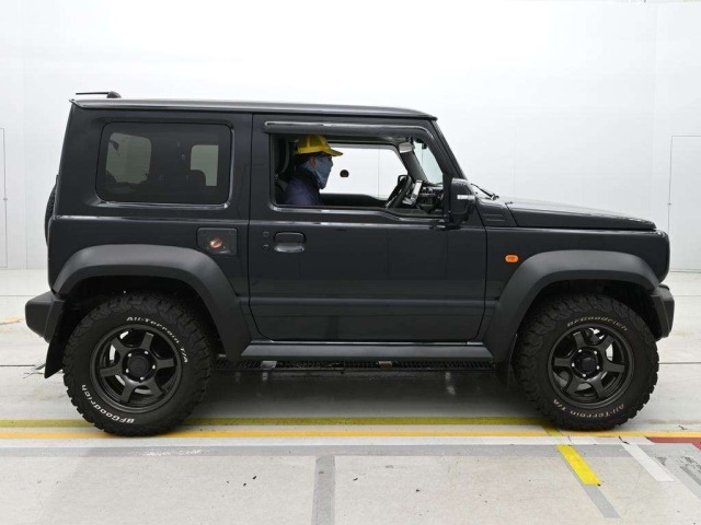 Suzuki JIMNY SIERRA 2023 8272211-3