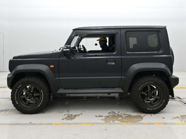 Suzuki JIMNY SIERRA 2023 8272211-4