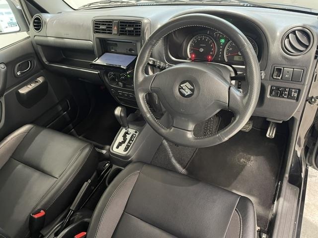 Suzuki JIMNY 2011 8269666-9