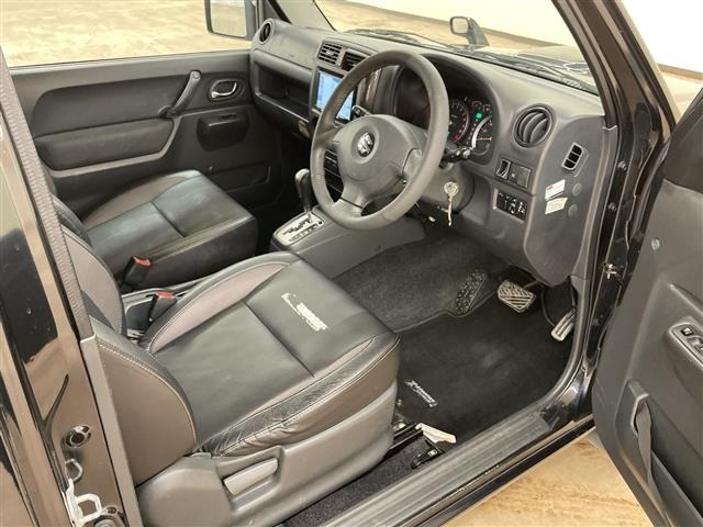 Suzuki JIMNY 2011 8269711-3