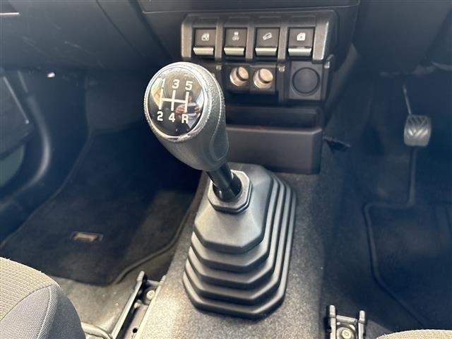 Suzuki JIMNY 2022 8269714-9