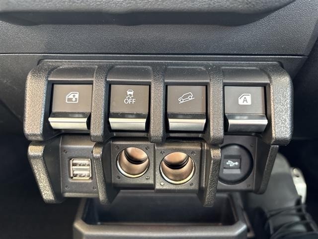 Suzuki JIMNY 2022 8269717-24