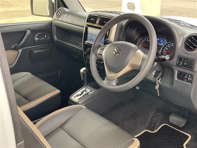 Suzuki JIMNY 2014 8269793-3