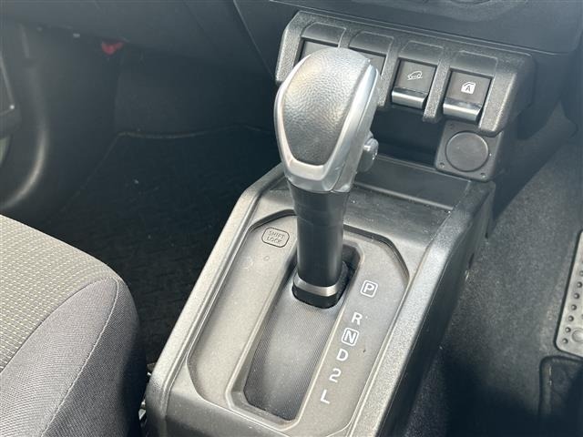 Suzuki JIMNY 2024 8269799-2