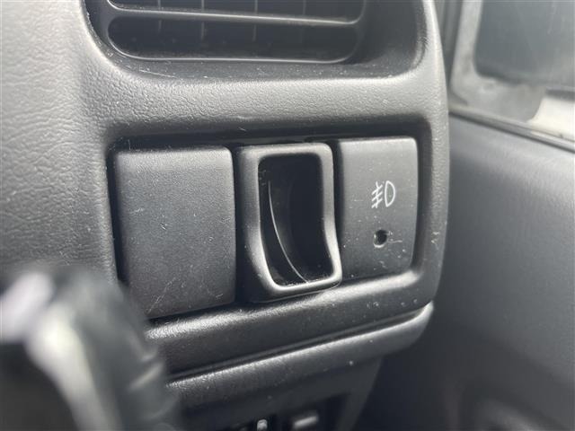 Suzuki JIMNY 2003 8269803-3