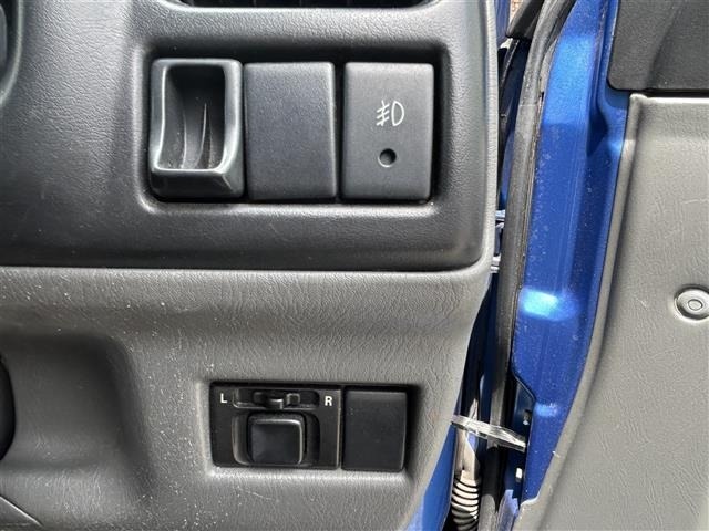 Suzuki JIMNY 1999 8269817-8