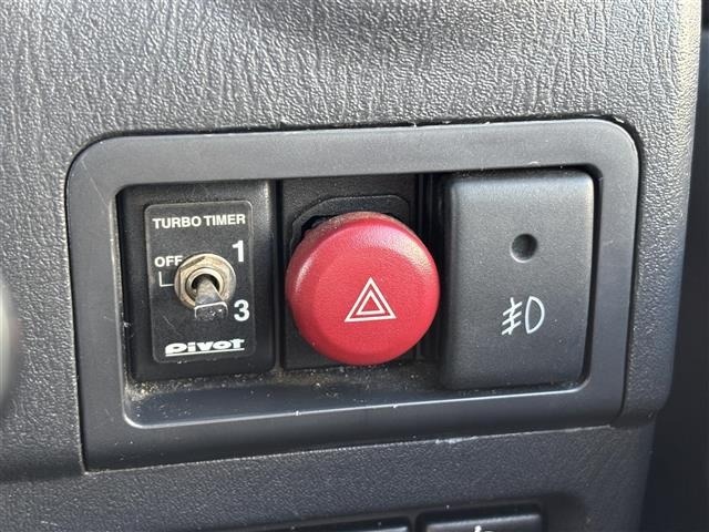 Suzuki JIMNY 2010 8269819-21