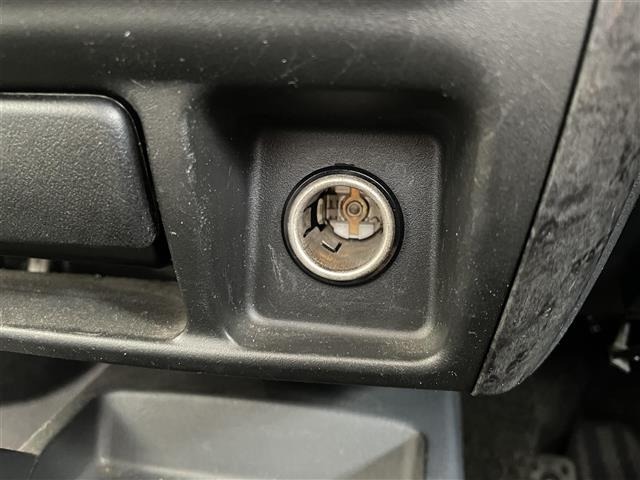 Suzuki JIMNY 2008 8269830-9