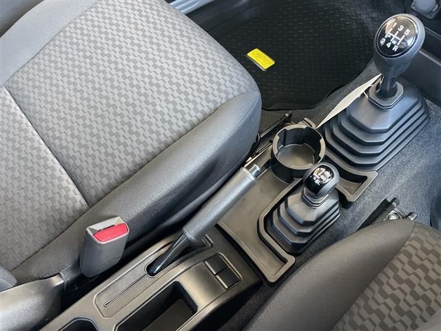 Suzuki JIMNY 2023 8269837-3