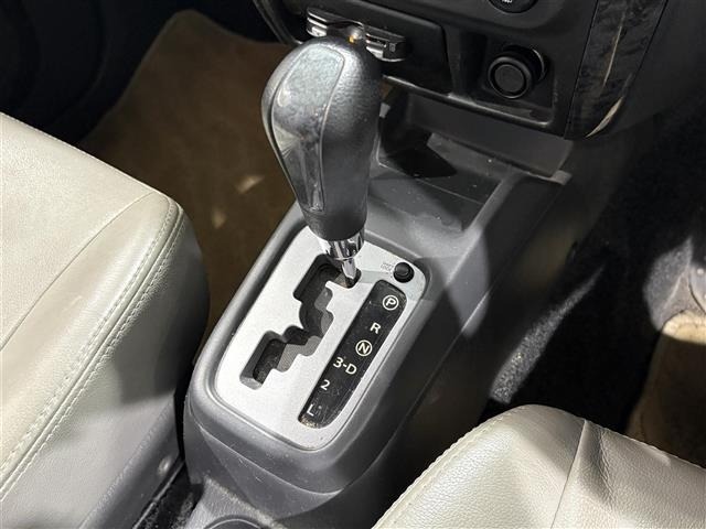 Suzuki JIMNY 2008 8269841-1