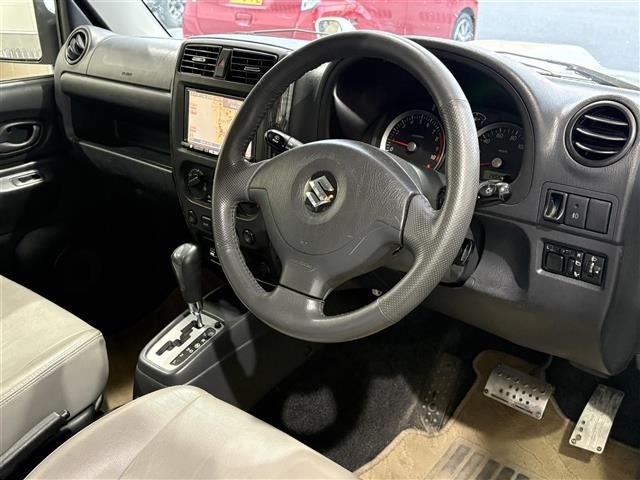 Suzuki JIMNY 2008 8269841-11