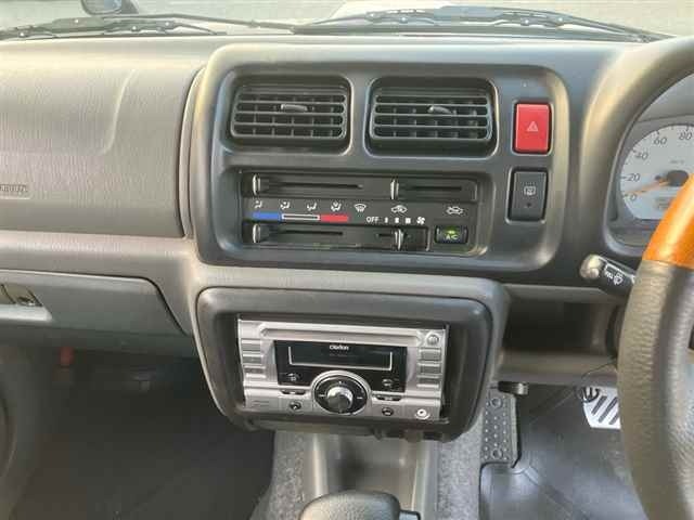 Suzuki JIMNY 2000 8269852-6