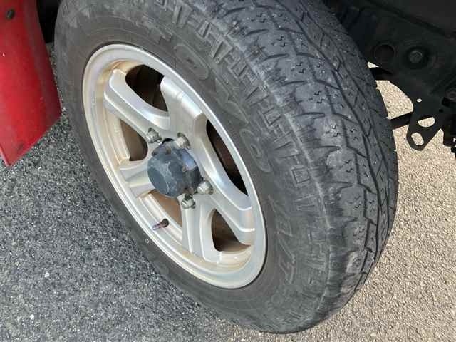 Suzuki JIMNY 2000 8269852-9