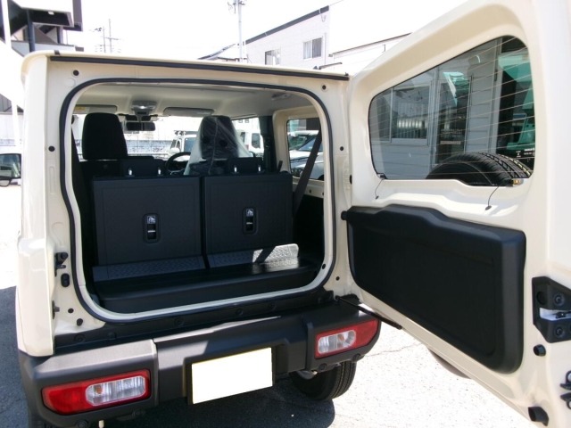 Suzuki JIMNY 2026 8269853-6