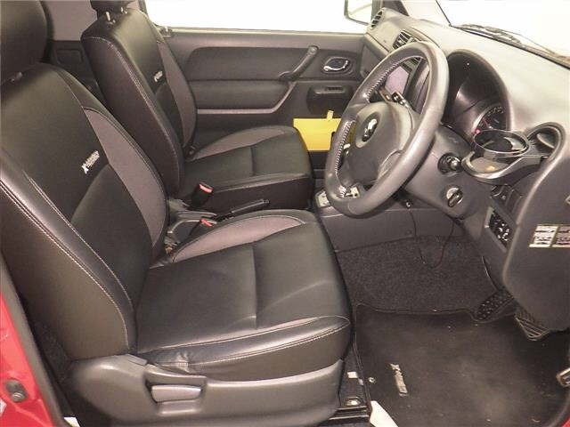Suzuki JIMNY 2011 8269861-5