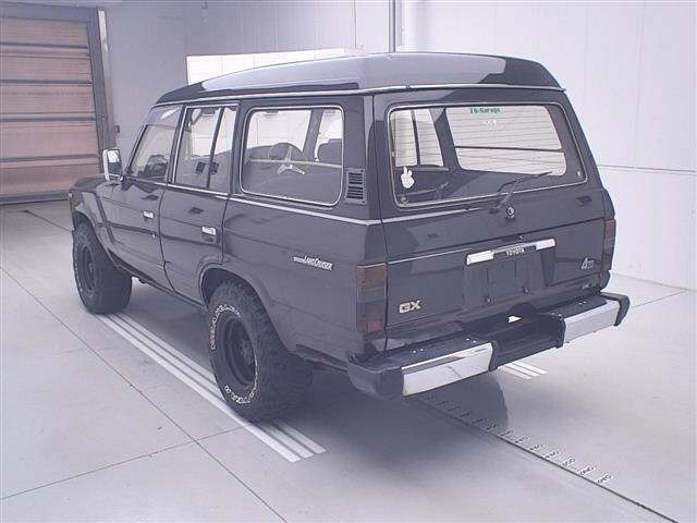 Toyota LAND CRUISER 1989 8272608-1