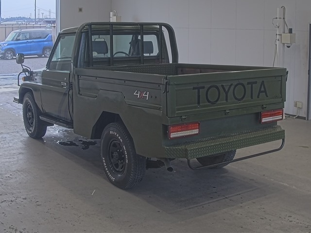 Toyota LAND CRUISER 1999 8272610-1