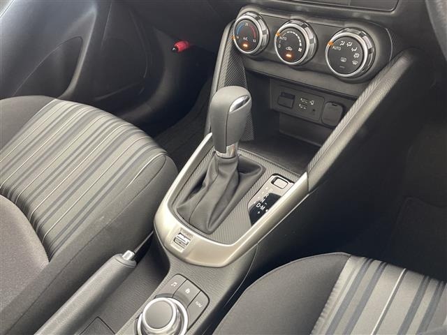 Mazda MAZDA2 2021 8272212-12