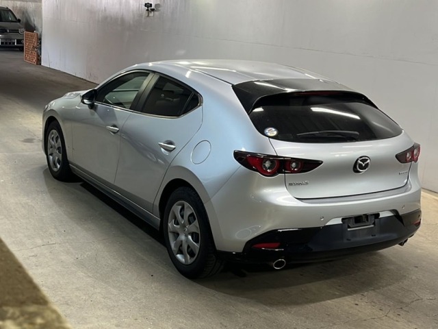 Mazda MAZDA3 2023 8272104-1