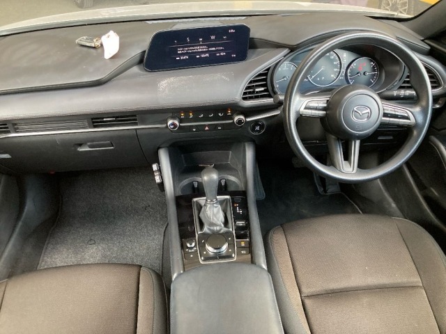 Mazda MAZDA3 2022 8272108-3