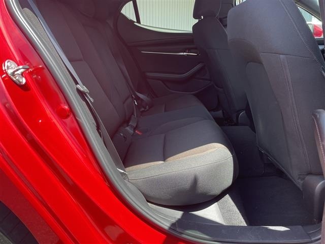 Mazda MAZDA3 2019 8272130-9