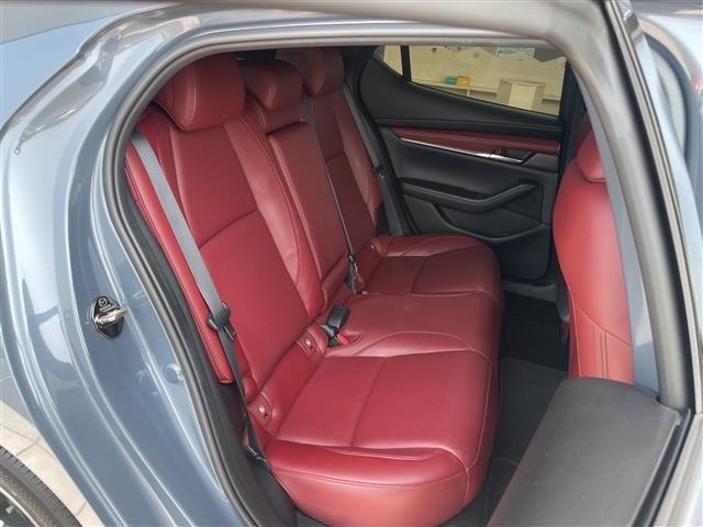 Mazda MAZDA3 2019 8272133-11