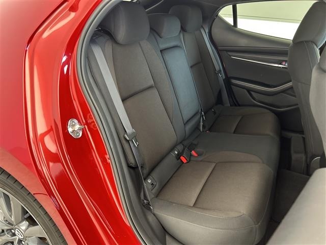Mazda MAZDA3 2021 8272136-10