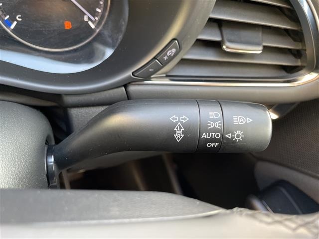 Mazda MAZDA3 2020 8272137-19