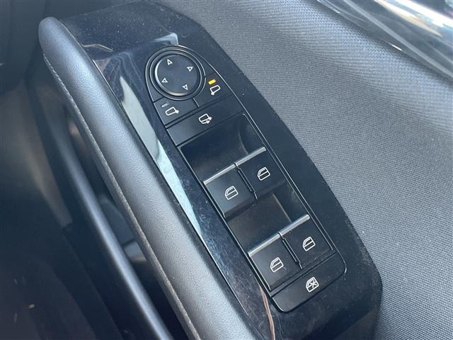 Mazda MAZDA3 2020 8272139-11
