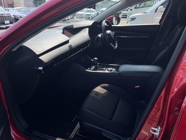 Mazda MAZDA3 2020 8272139-22